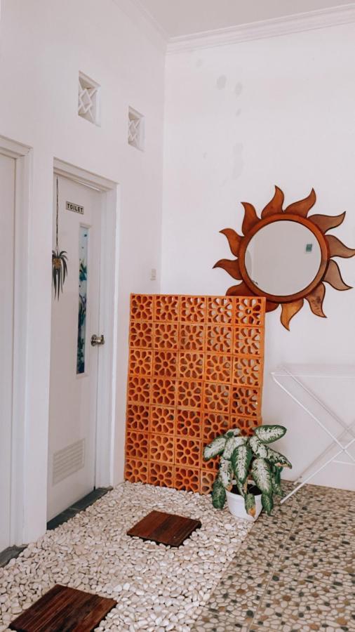 Tropical Paradiso Homestay Banyuwangi  Buitenkant foto