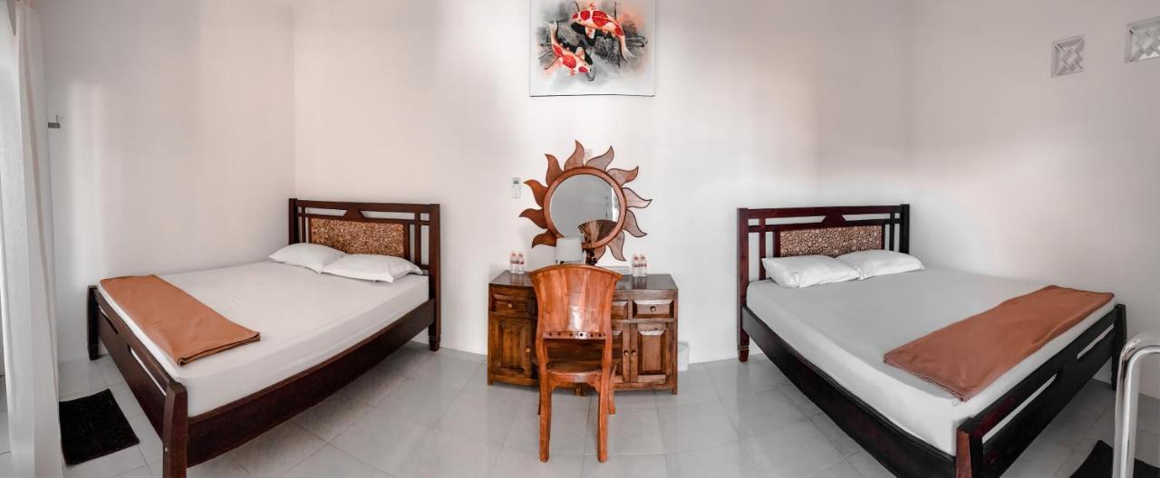 Tropical Paradiso Homestay Banyuwangi  Buitenkant foto